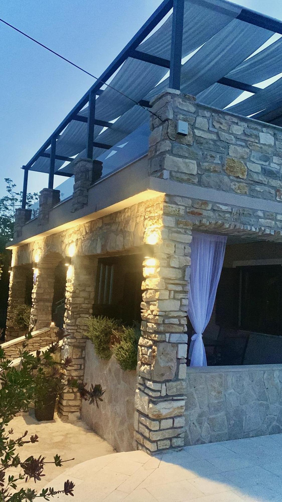 Ferienwohnungen VI La Mare With Heated Pool Zadar Exterior foto